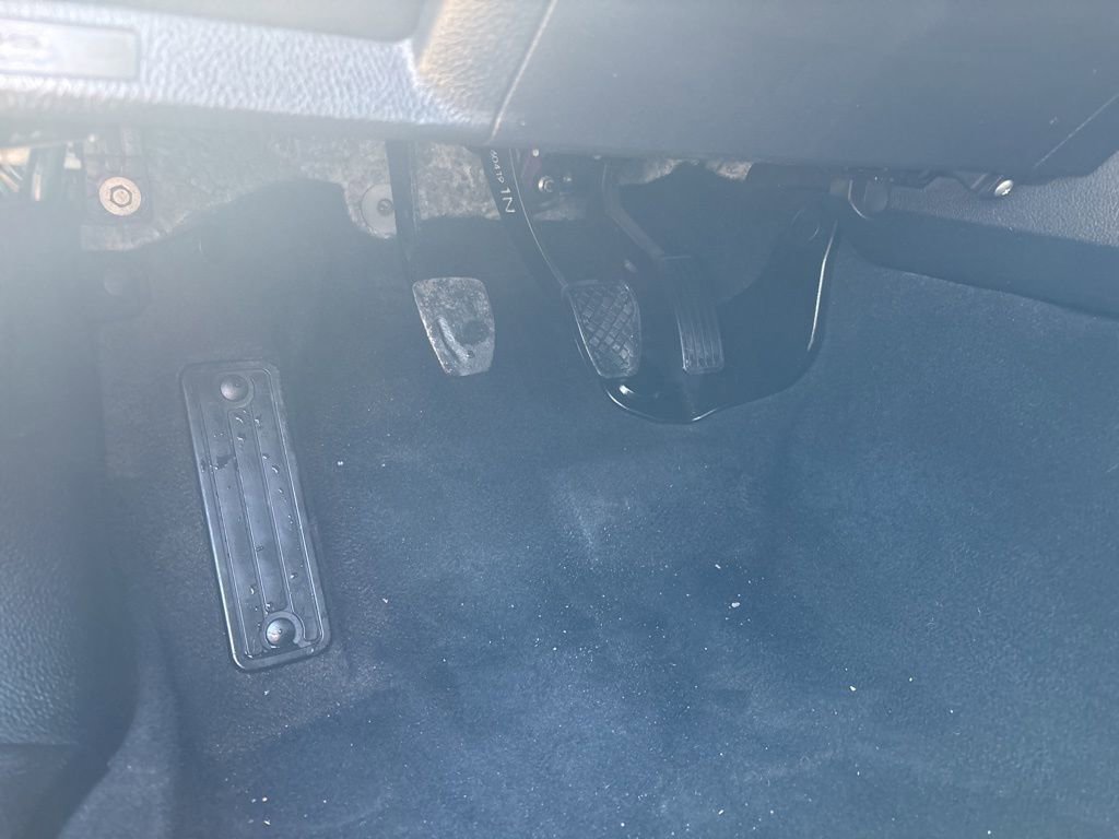 Used 2016 Subaru Crosstrek 2.0i image 18