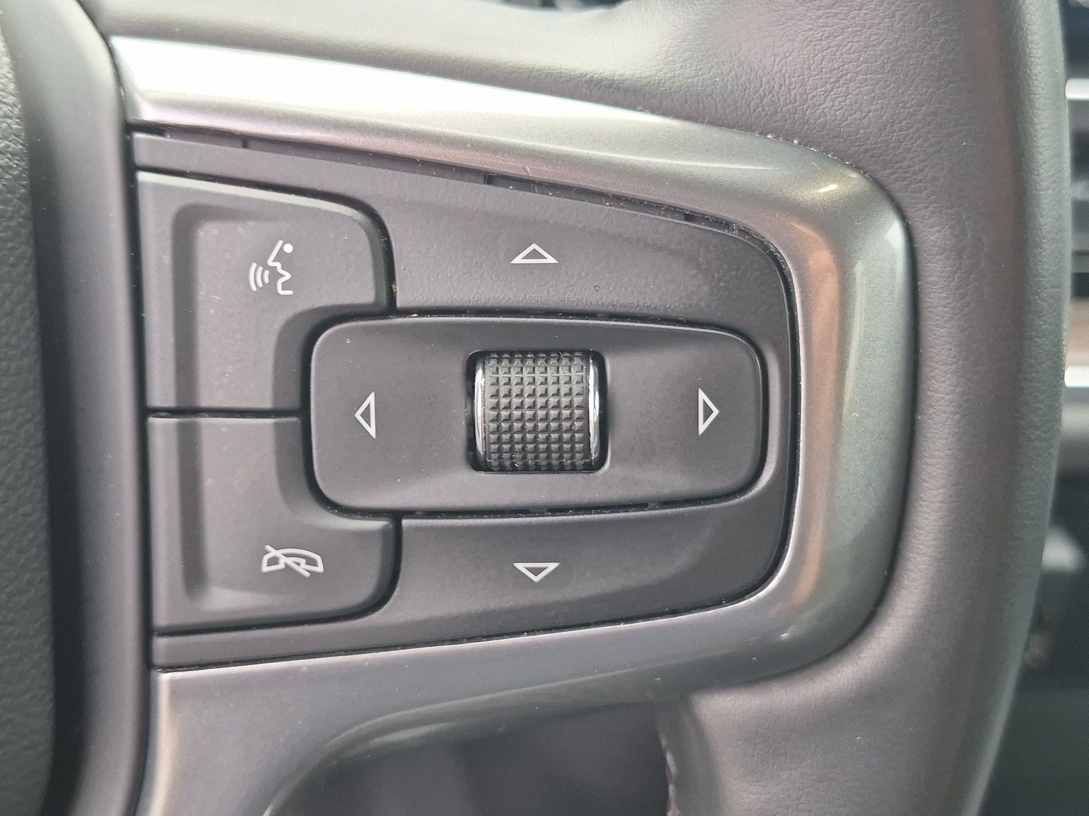 Certified 2024 Chevrolet Silverado 1500 RST w/ Convenience Package II AWD/4WD image 18