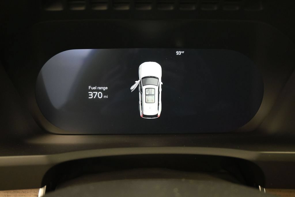 New 2026 Volvo XC90 B6 Ultra w/ Protection Package Premier AWD/4WD image 12
