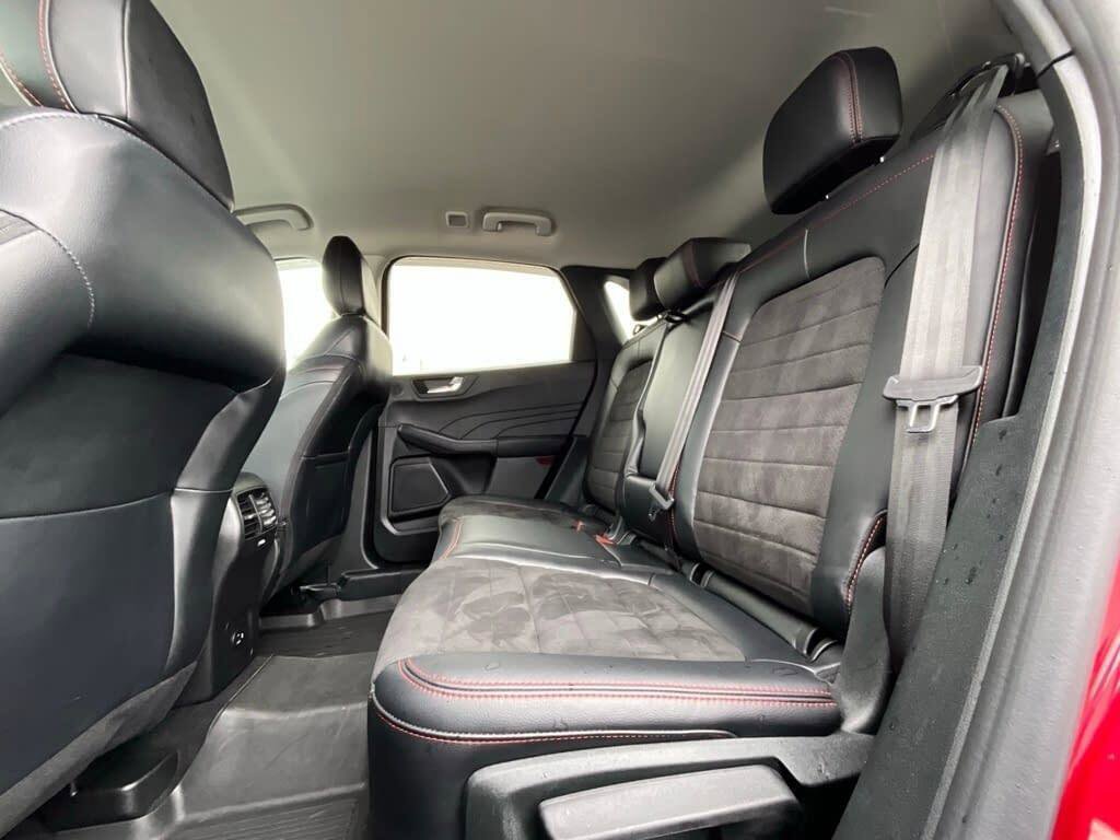 Used 2022 Ford Escape SEL w/ SEL Stealth AWD Package image 13