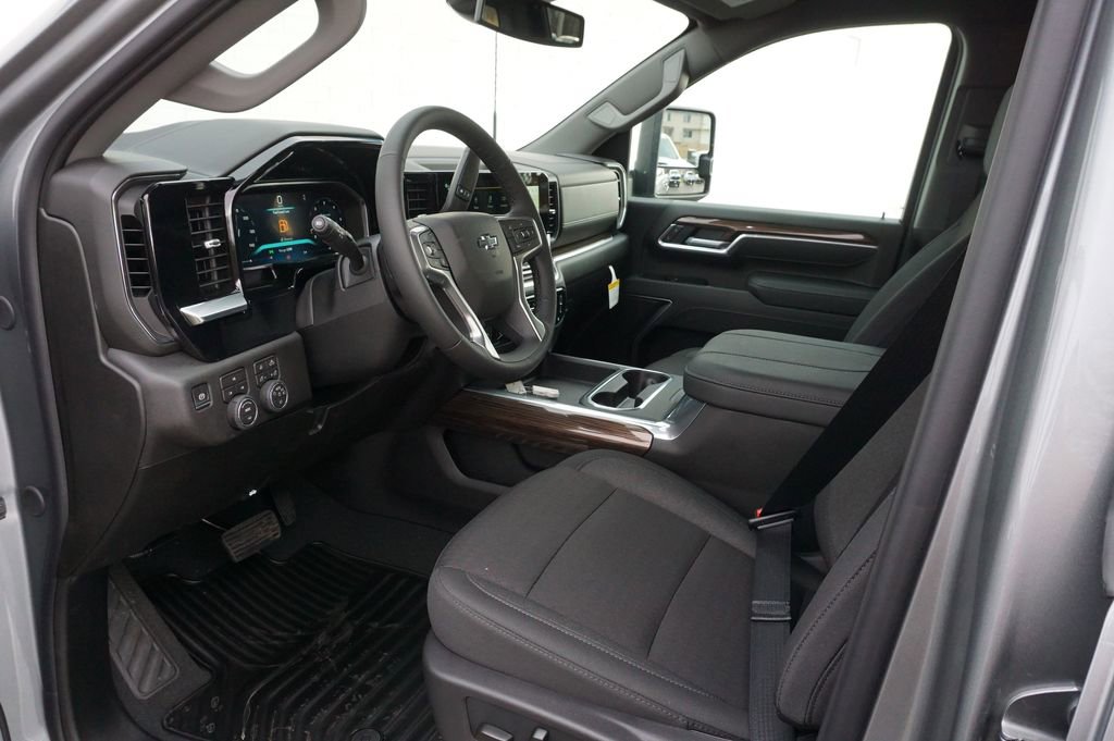 New 2026 Chevrolet Silverado 2500 LT w/ Trail Boss Package image 9