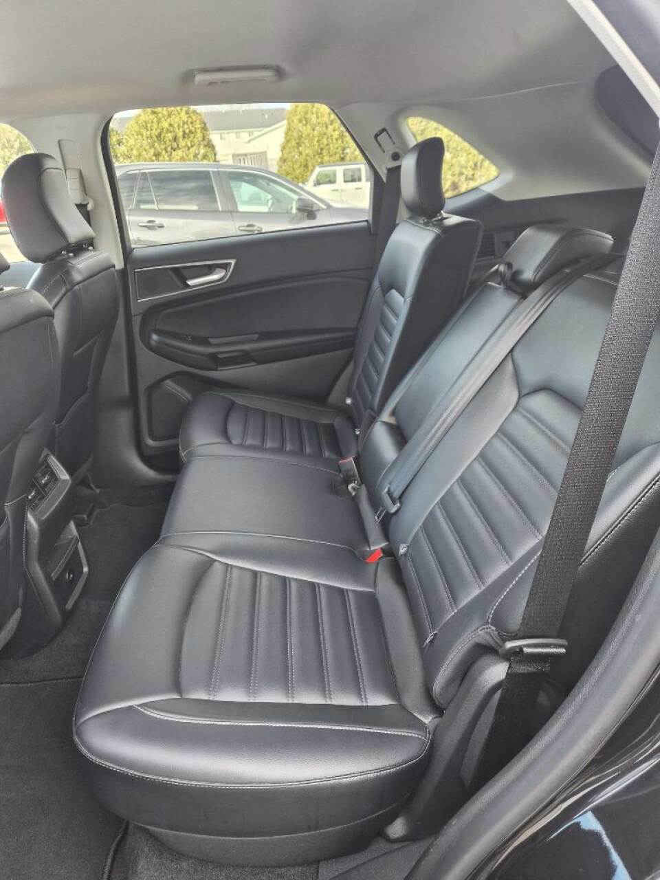 Used 2024 Ford Edge SEL image 12