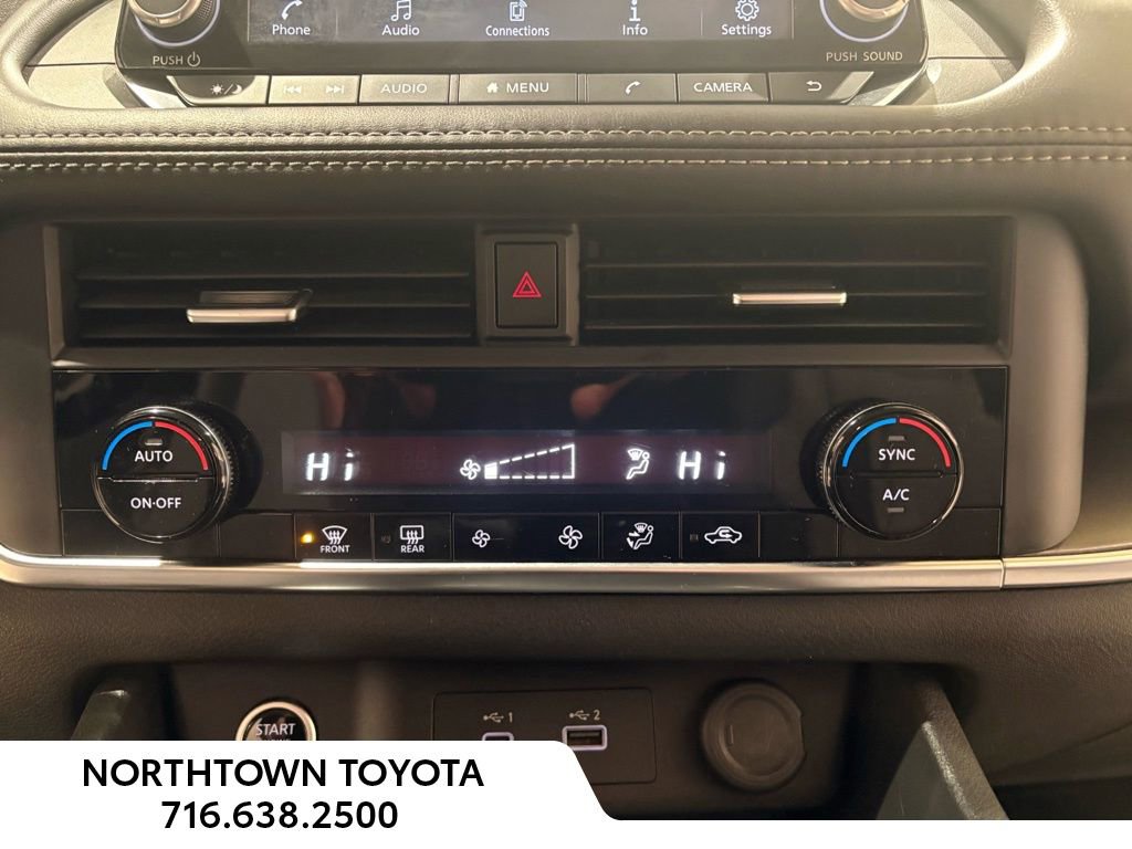 Used 2023 Nissan Rogue SV image 11