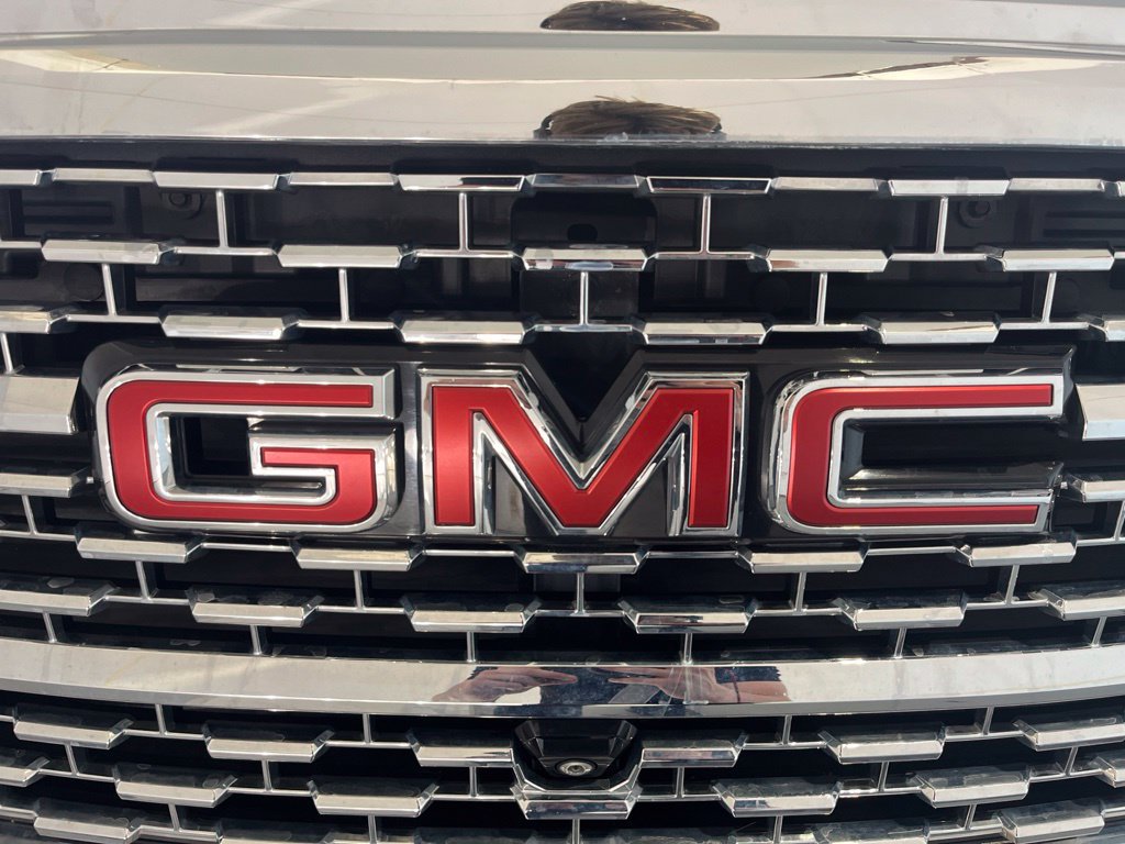 Used 2022 GMC Acadia Denali AWD/4WD image 36