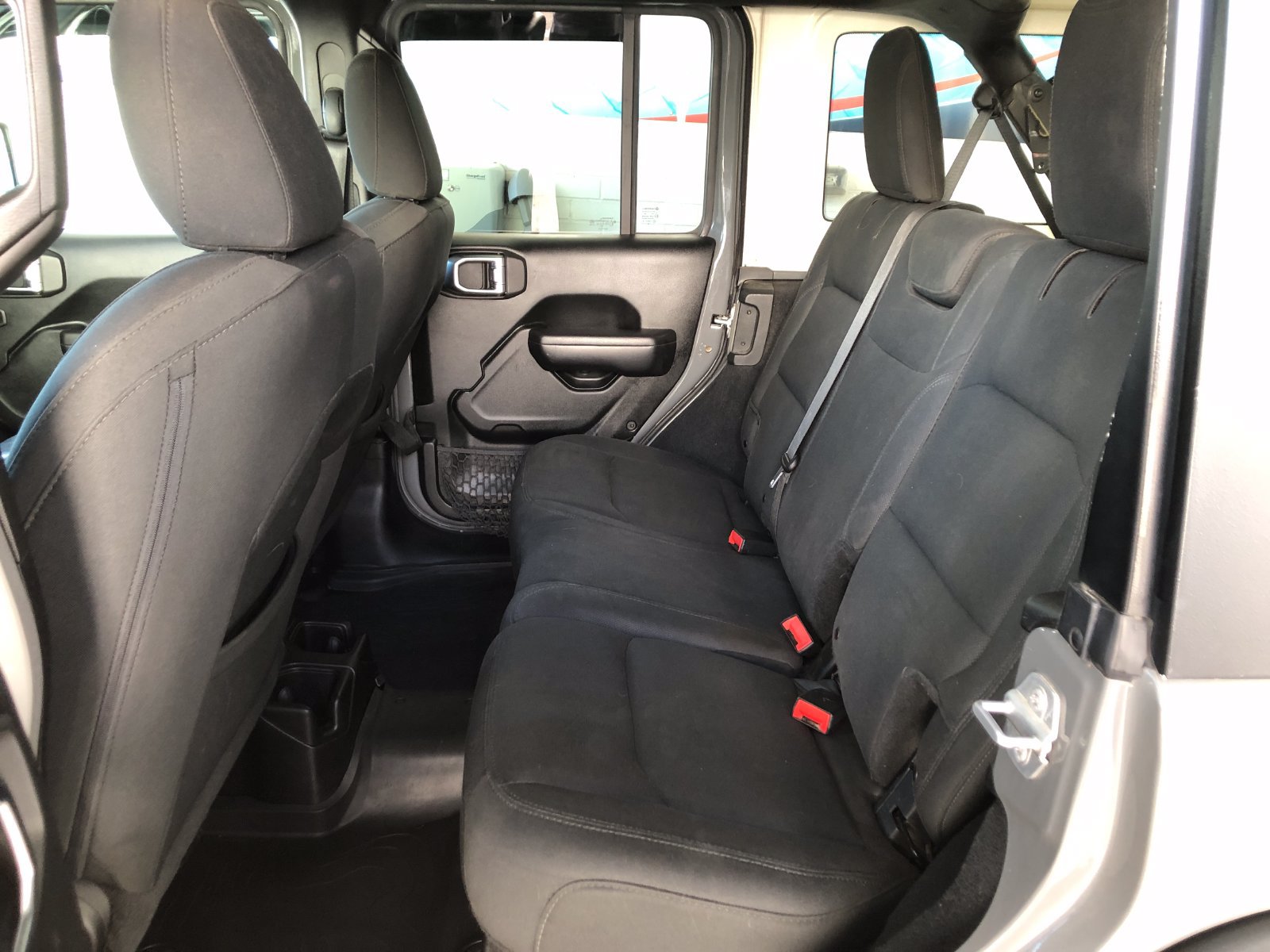 Used 2018 Jeep Wrangler Unlimited Sport S AWD/4WD image 9