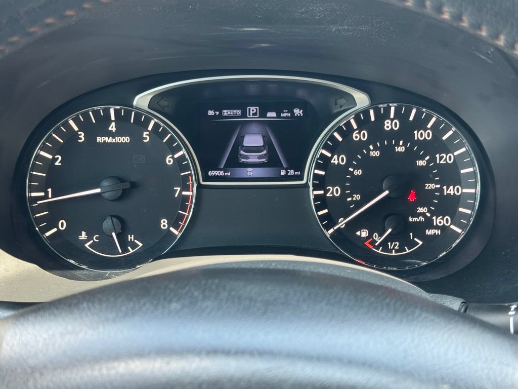 Used 2019 Nissan Pathfinder SL AWD/4WD image 25