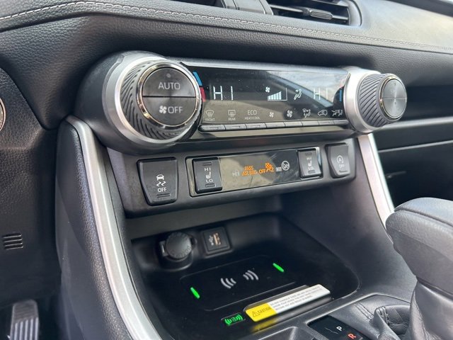 Used 2024 Toyota RAV4 XLE image 25