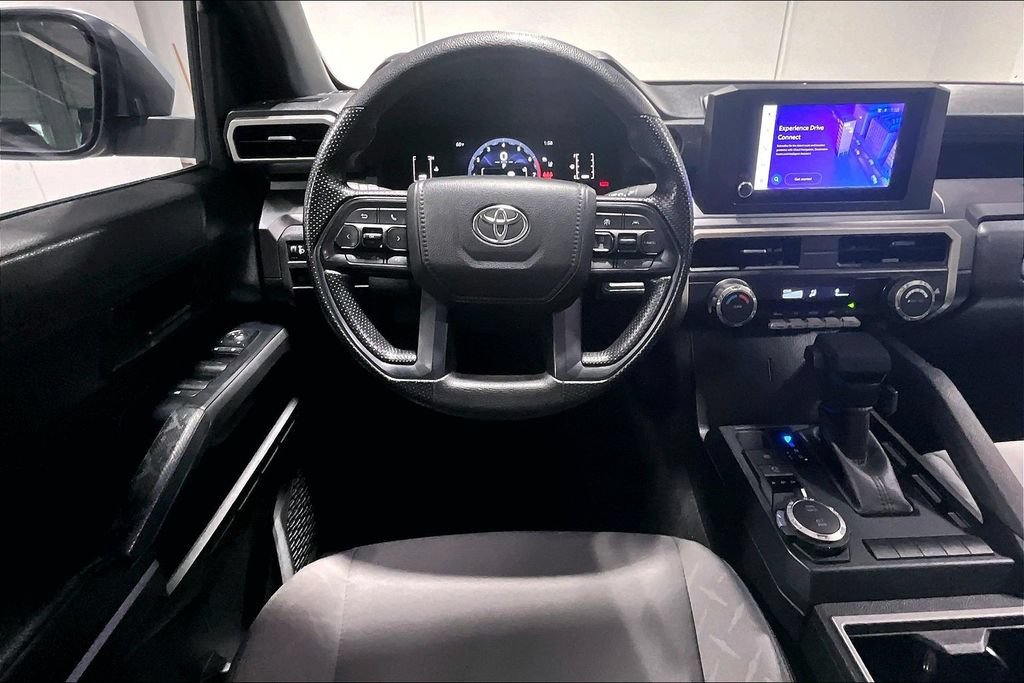 Used 2025 Toyota Tacoma SR5 AWD/4WD image 6