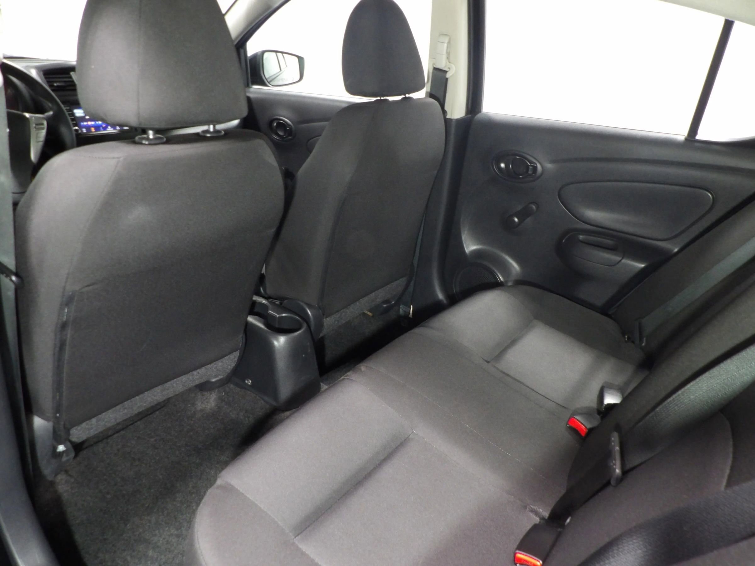 Used 2019 Nissan Versa S Plus image 11