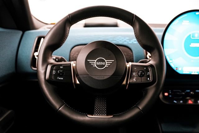 Used 2025 MINI Cooper Countryman S image 17