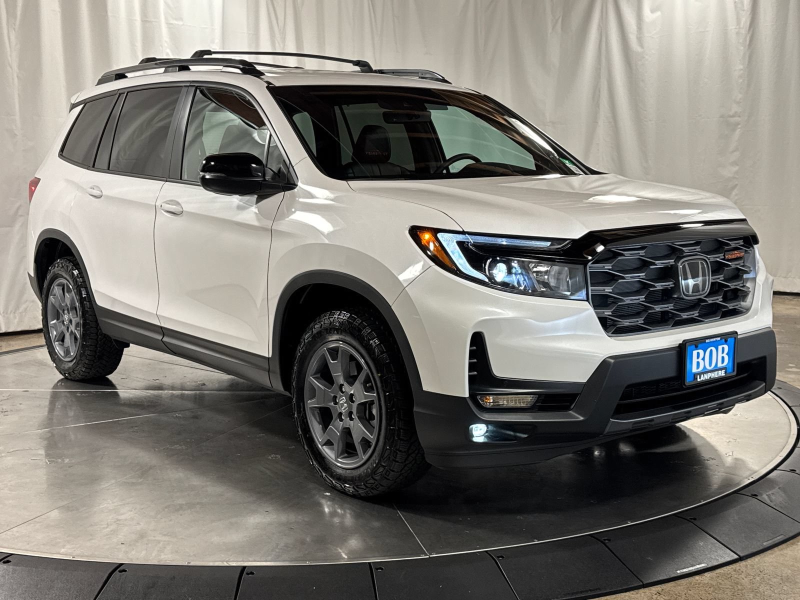 Certified 2025 Honda Passport TrailSport image 7