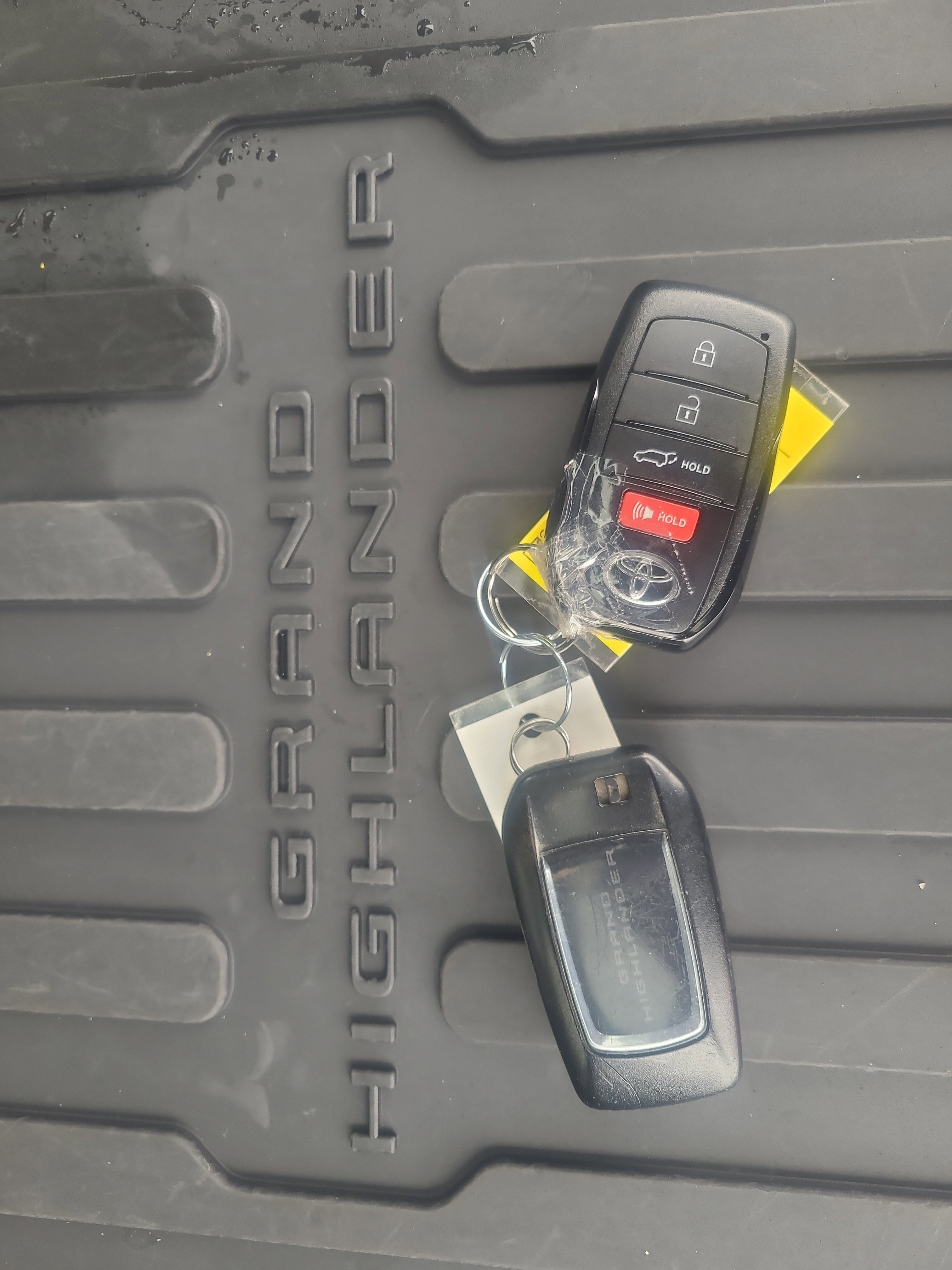 Certified 2024 Toyota Grand Highlander XLE image 31