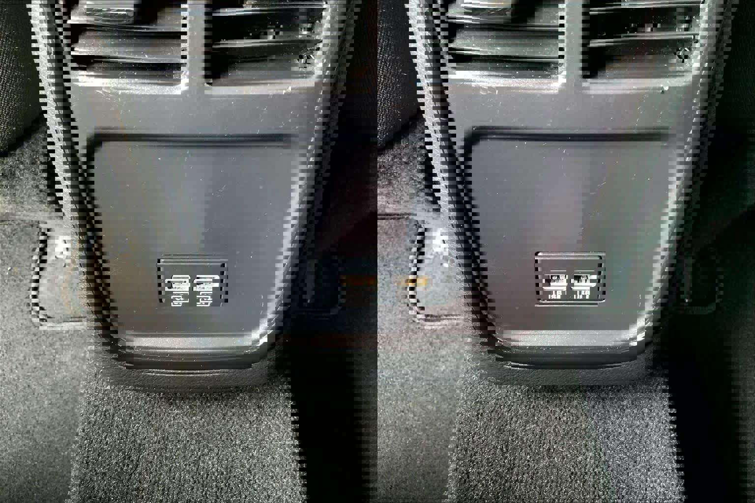 Used 2021 Dodge Charger SXT w/ Blacktop Package RWD image 35