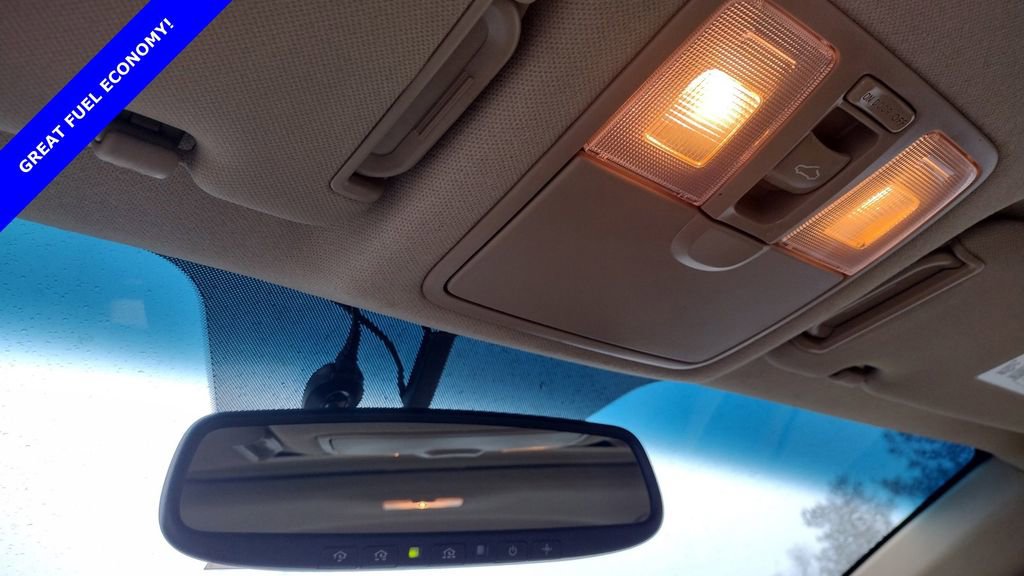 Used 2012 Hyundai Elantra Limited w/ Technology Pkg 5 image 16