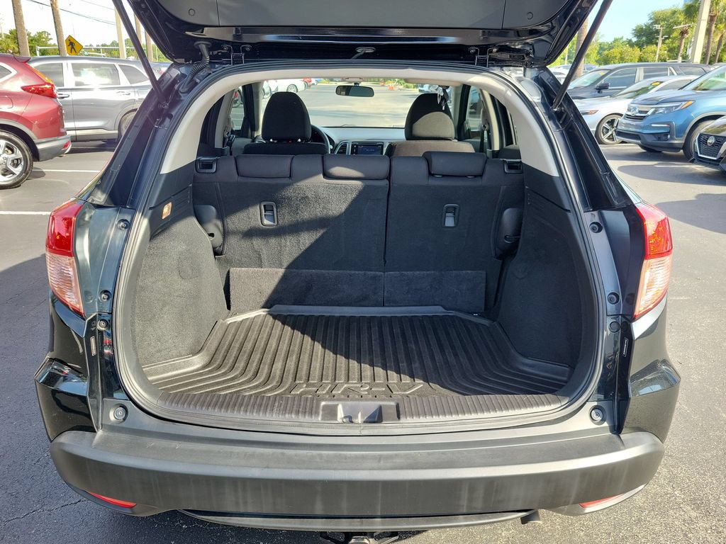 Certified 2017 Honda HR-V EX image 9