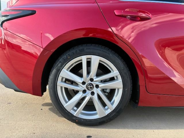 Used 2022 Lexus IS 300 w/ Accessory Package RWD image 9