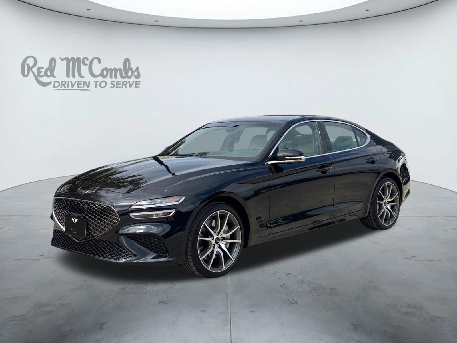 Used 2026 Genesis G70 2.5T image 1