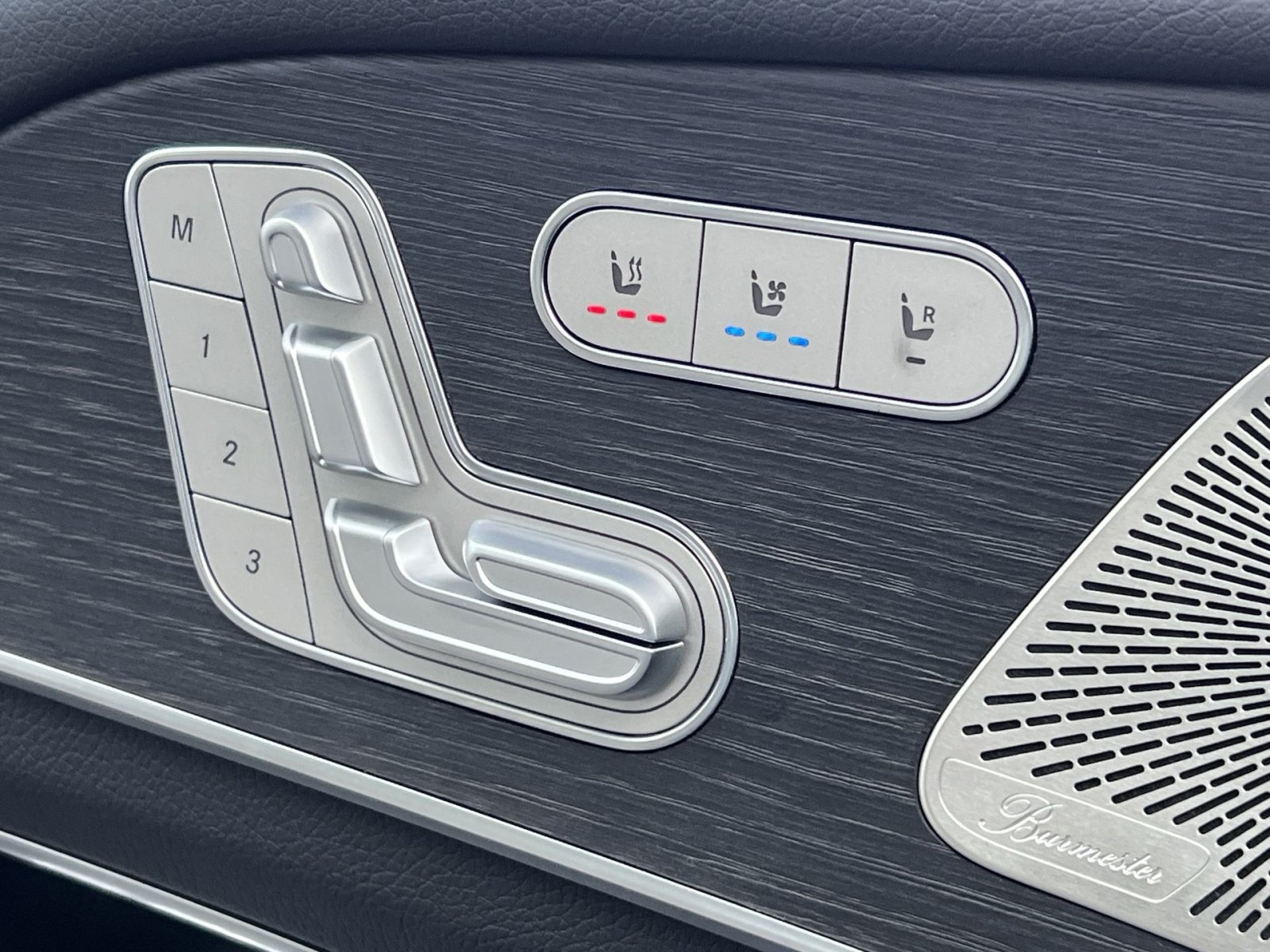 New 2027 Mercedes-Benz GLS 450 4MATIC image 43