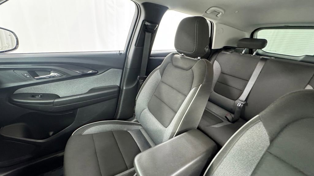 Used 2023 Chevrolet TrailBlazer LT w/ Convenience Package AWD/4WD image 13