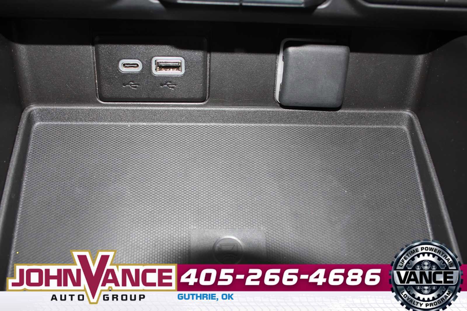 Used 2023 Chevrolet Tahoe High Country AWD/4WD image 40