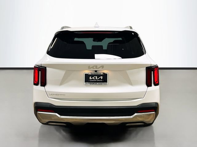 Used 2024 Kia Sorento S w/ Panoramic Sunroof Package image 6
