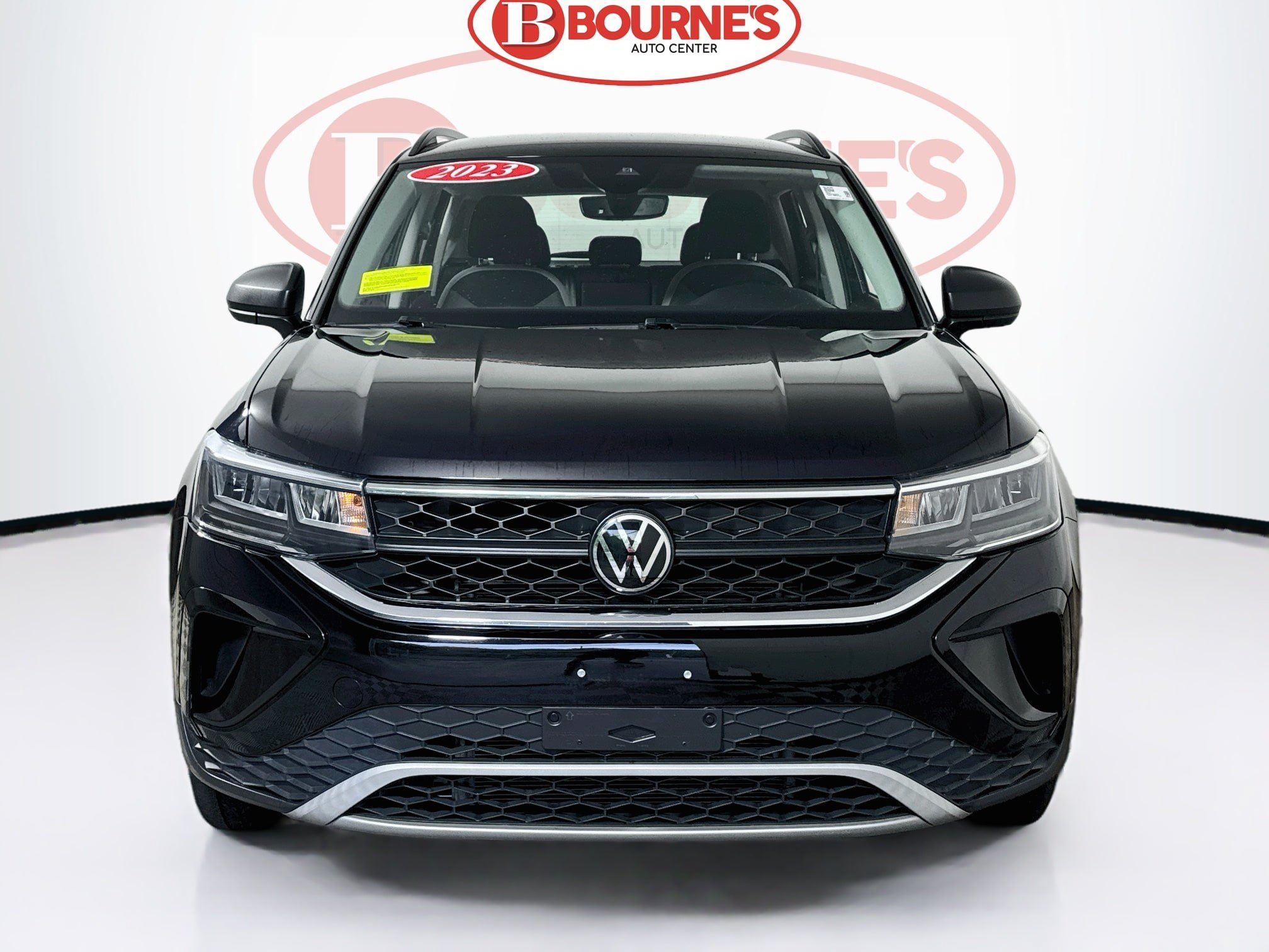 Used 2023 Volkswagen Taos S w/ Driver Assistance Package AWD/4WD image 5