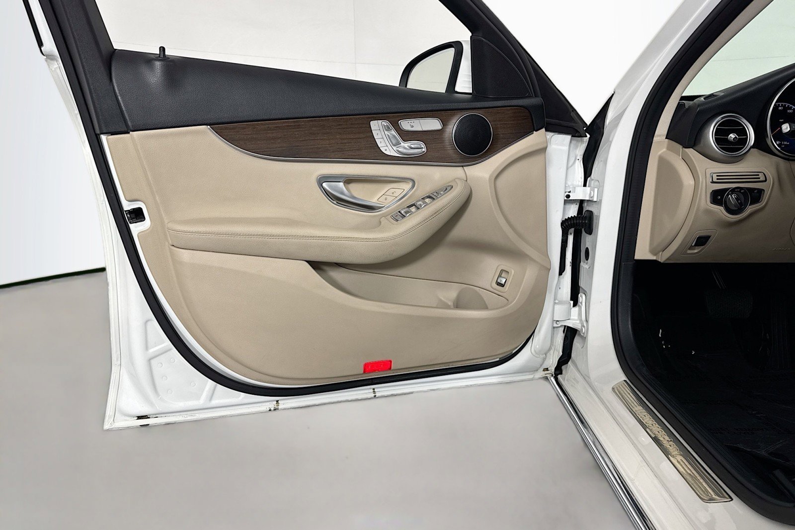 Certified 2020 Mercedes-Benz C 300 Sedan image 20