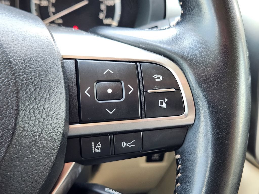 Used 2022 Lexus GX 460 Luxury w/ Off Road Package AWD/4WD image 27