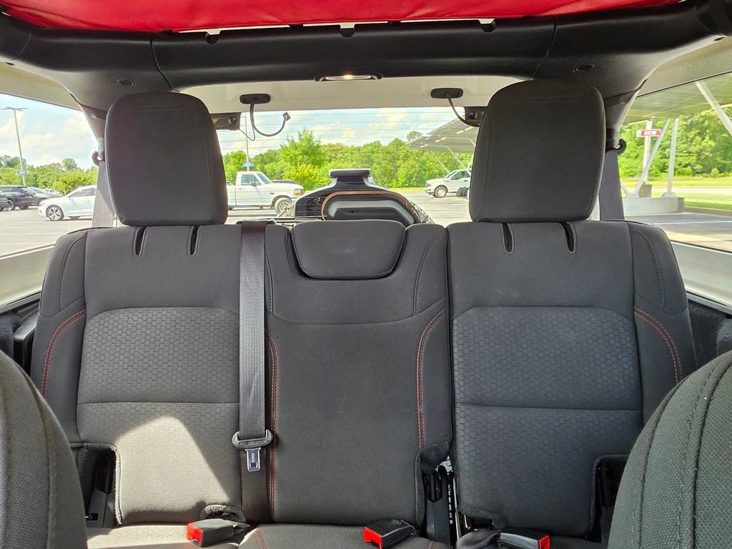 Used 2020 Jeep Wrangler Unlimited Rubicon AWD/4WD image 30