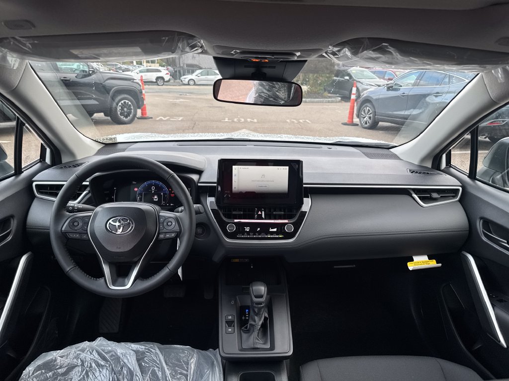 New 2026 Toyota Corolla Cross LE w/ Moonroof Package AWD/4WD image 11