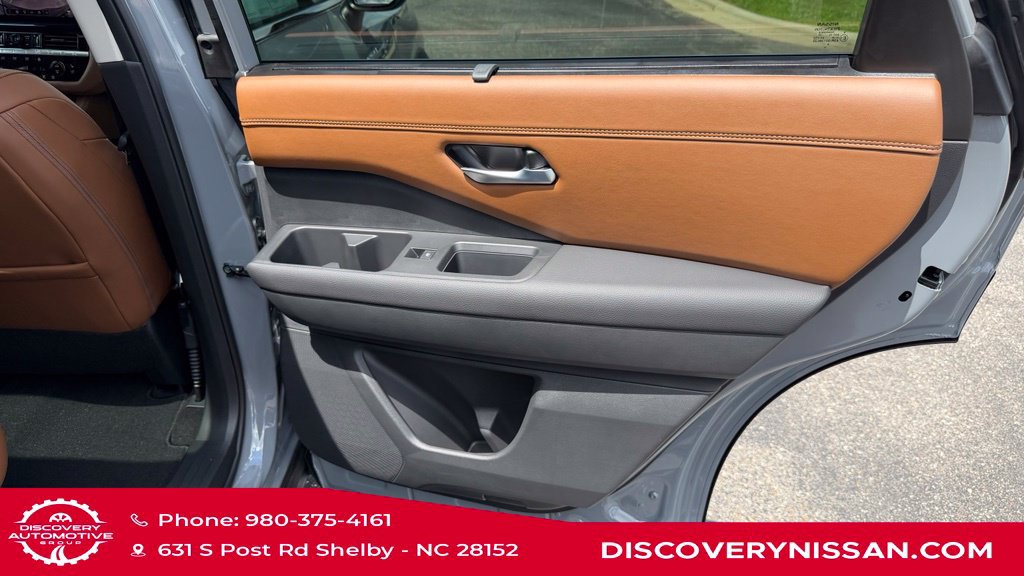 New 2026 Nissan Pathfinder Platinum AWD/4WD image 39
