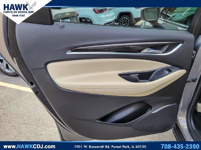 Used 2018 Buick Enclave Essence FWD image 25