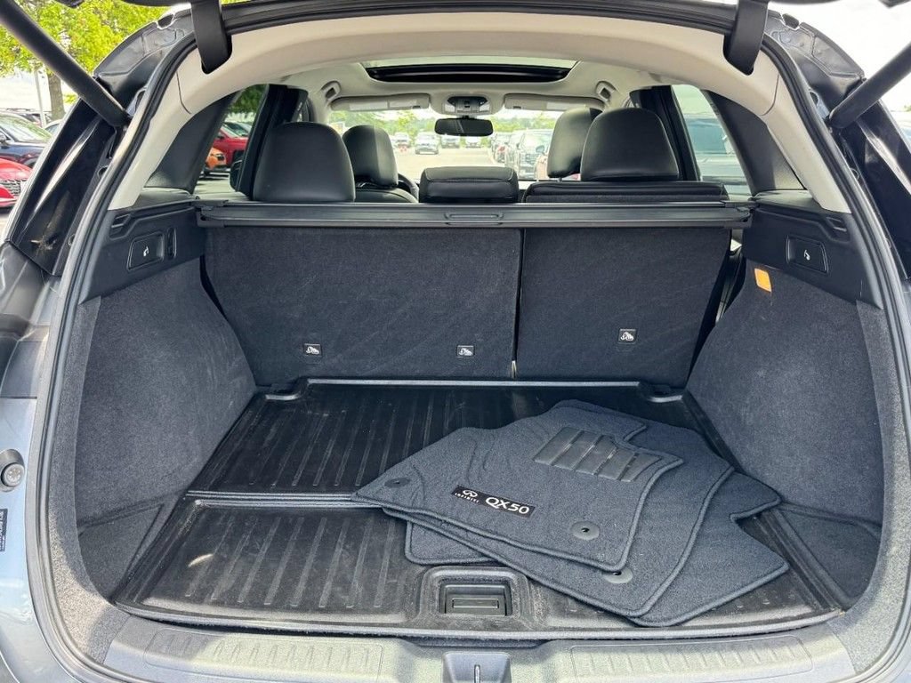 Used 2019 INFINITI QX50 Essential w/ Premium Heat Package AWD/4WD image 6