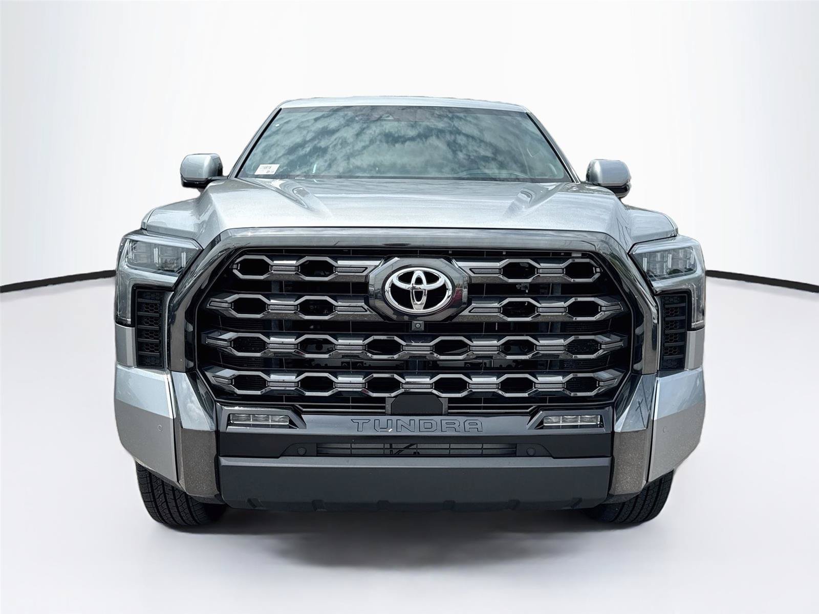 Used 2022 Toyota Tundra Platinum AWD/4WD image 26