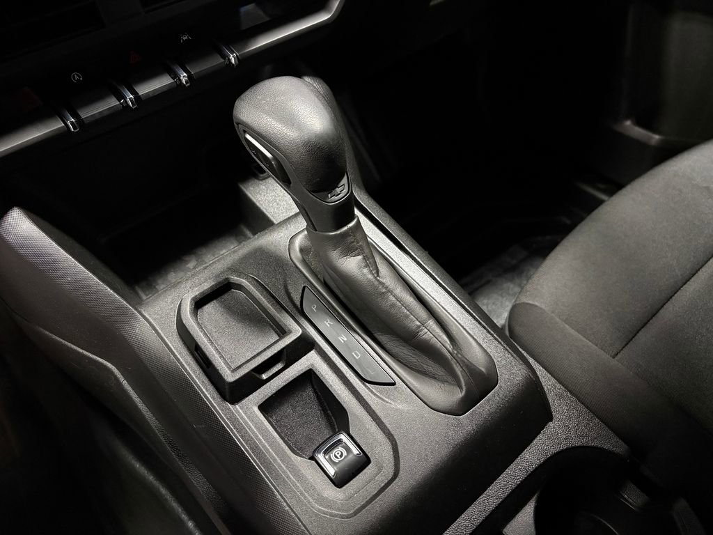 Used 2023 Chevrolet Colorado W/T image 33