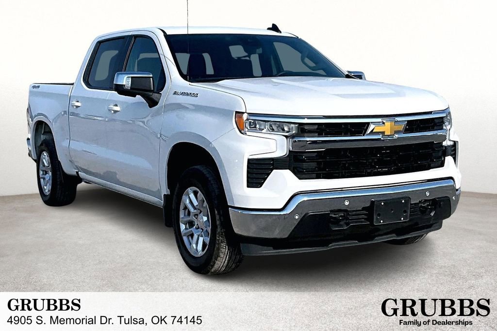 Used 2025 Chevrolet Silverado 1500 LT image 1