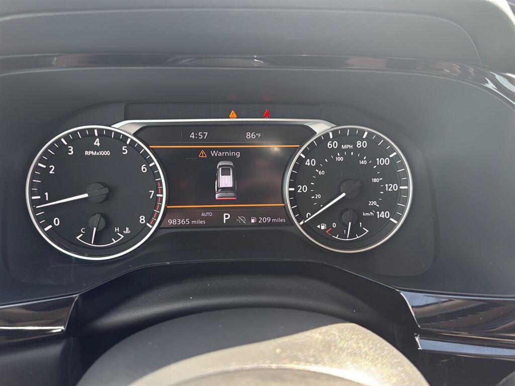 Used 2022 Nissan Pathfinder SL w/ SL Black Package AWD/4WD image 5