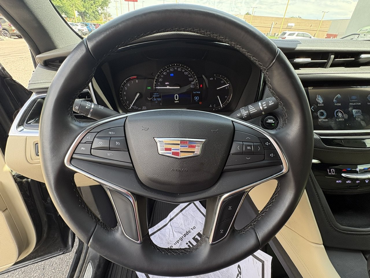 Certified 2018 Cadillac XT5 FWD image 17