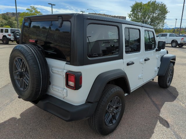 Used 2024 Jeep Wrangler Unlimited Sport AWD/4WD image 4