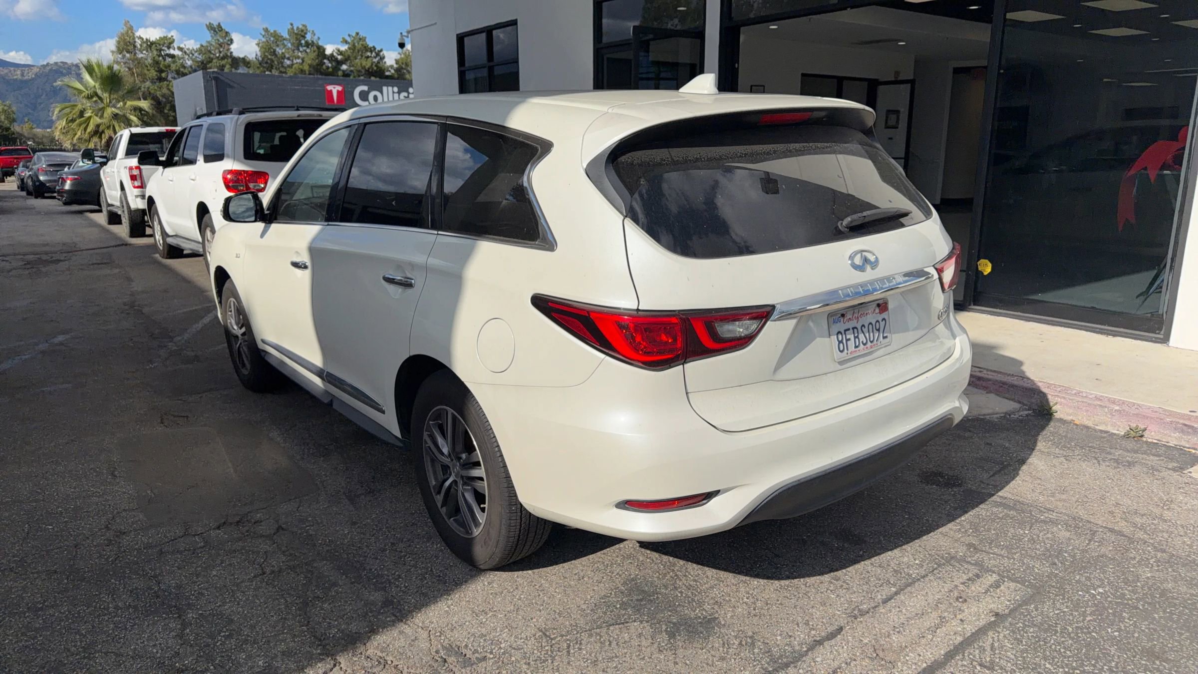 Used 2019 INFINITI QX60 Pure image 4