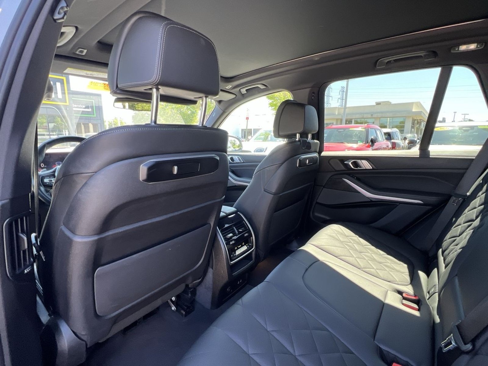 Used 2024 BMW X5 xDrive40i w/ Premium Package AWD/4WD image 27