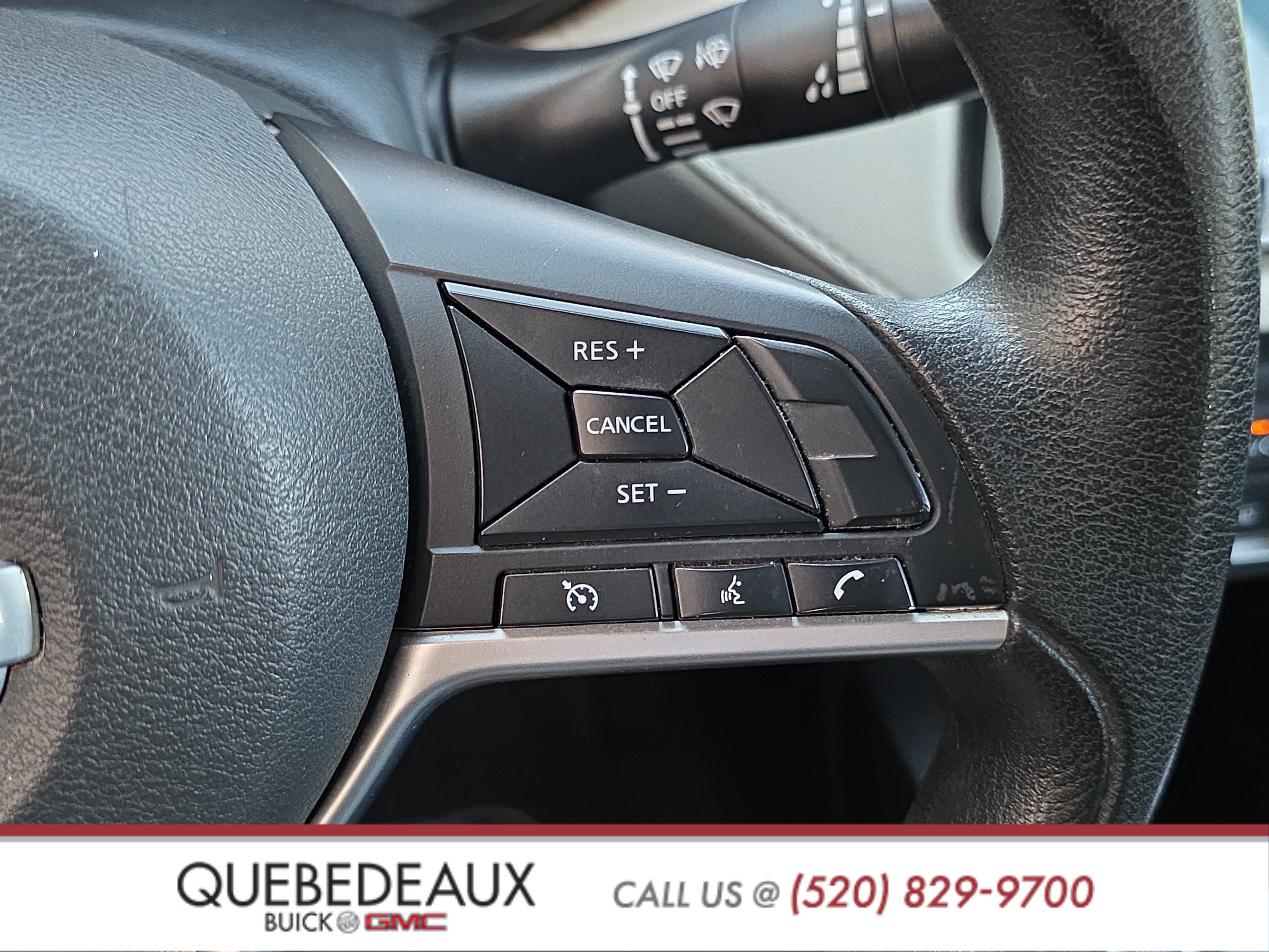 Used 2021 Nissan Versa SV FWD image 13