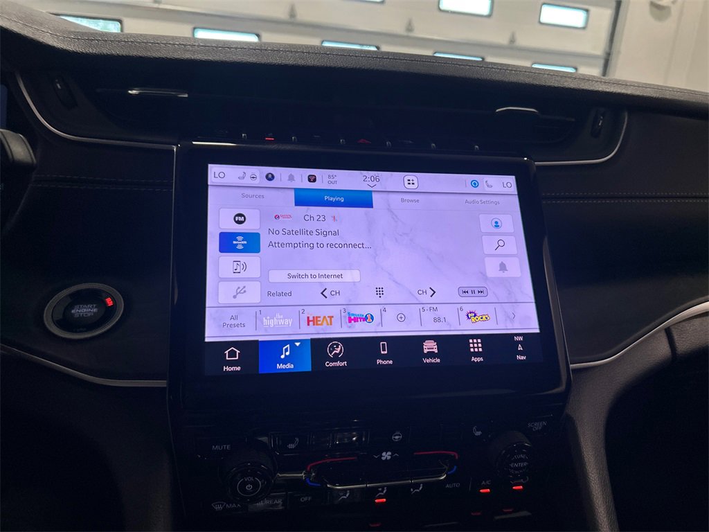 New 2025 Jeep Grand Cherokee Limited image 22