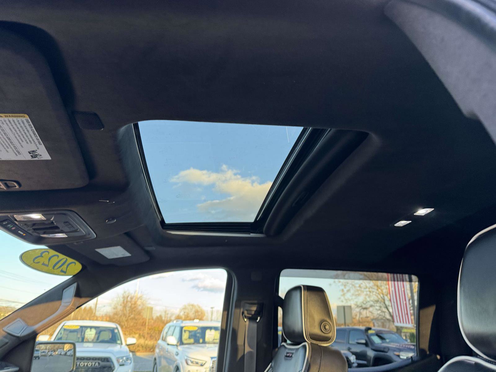 Used 2023 GMC Sierra 1500 AT4X image 30