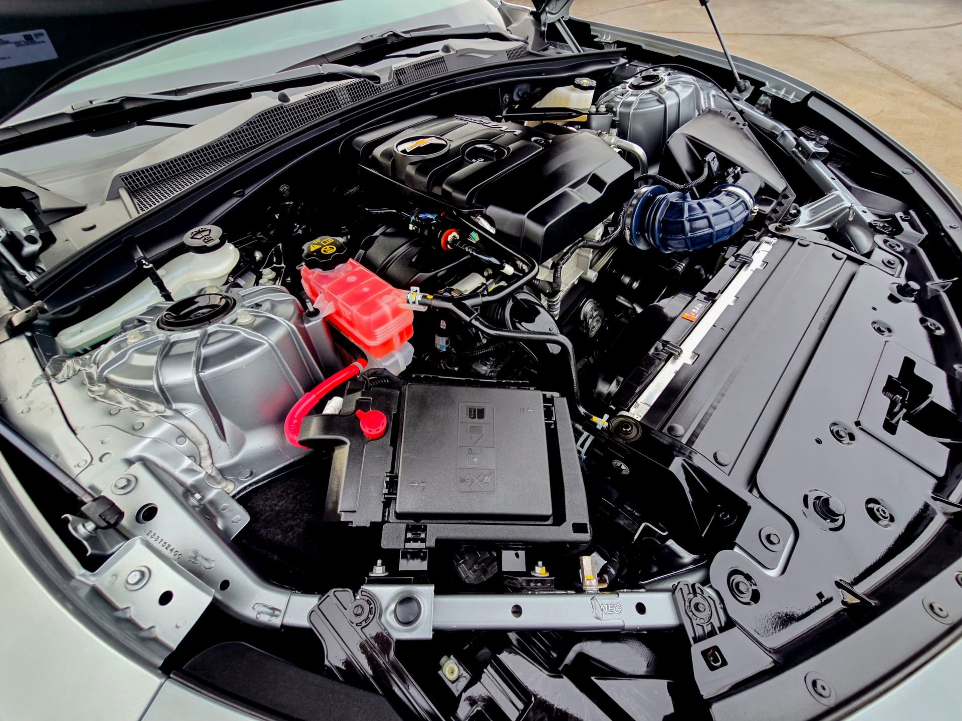 Used 2023 Chevrolet Camaro LT w/ RS Package image 48