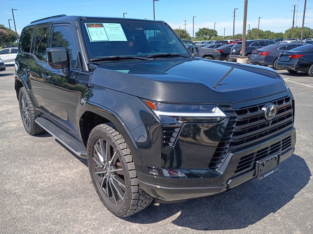 Used 2024 Lexus GX 550 w/ Accessory Package (Z1) AWD/4WD image 3