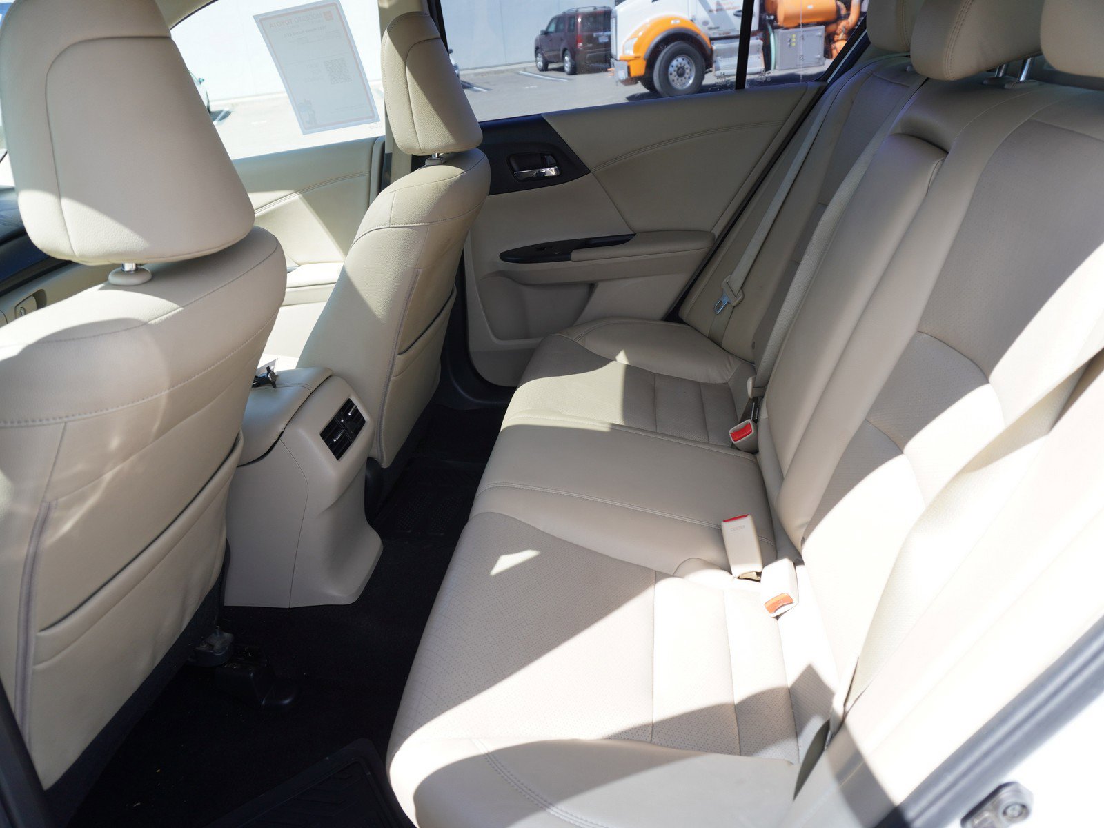 Used 2015 Honda Accord EX-L image 11