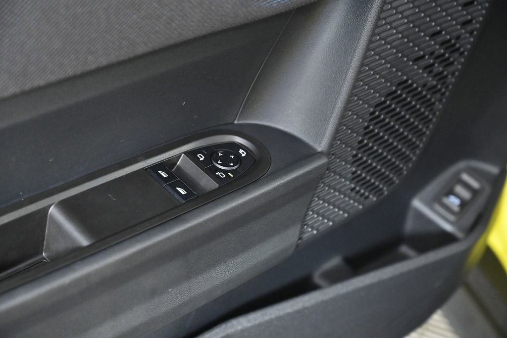 Certified 2025 MINI Cooper S image 21