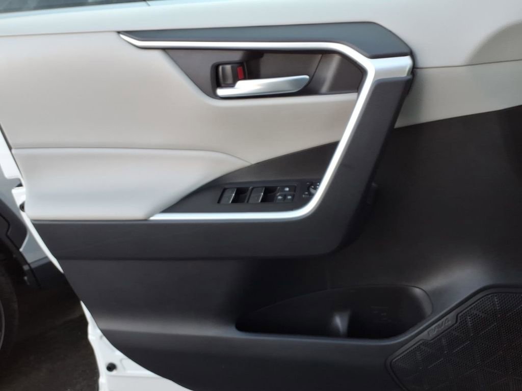 Certified 2023 Toyota RAV4 XLE w/ Convenience Package image 22