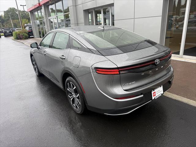 Certified 2024 Toyota Crown AWD/4WD image 6